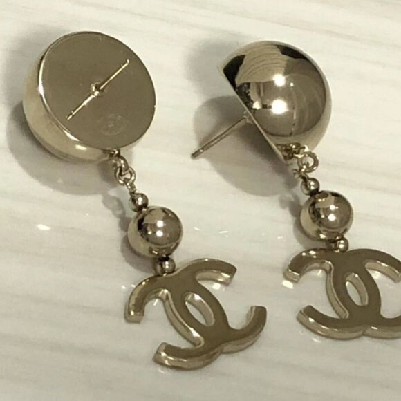 CHANEL CC Logos Ball Drop Dangle Stud Earrings Gold Tone B21S Auth w/Box d1138 - Picture 6 of 10
